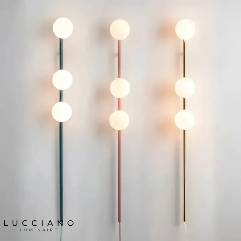 Voici ma proposition :
Longue applique murale Led design contemporain