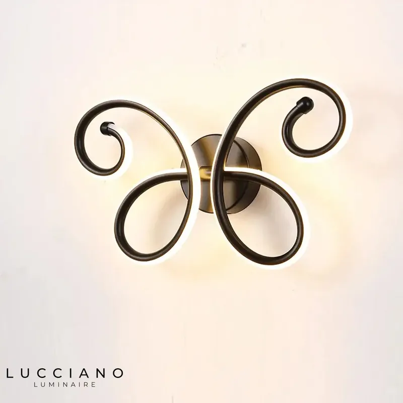 Applique murale LED papillon scandinave