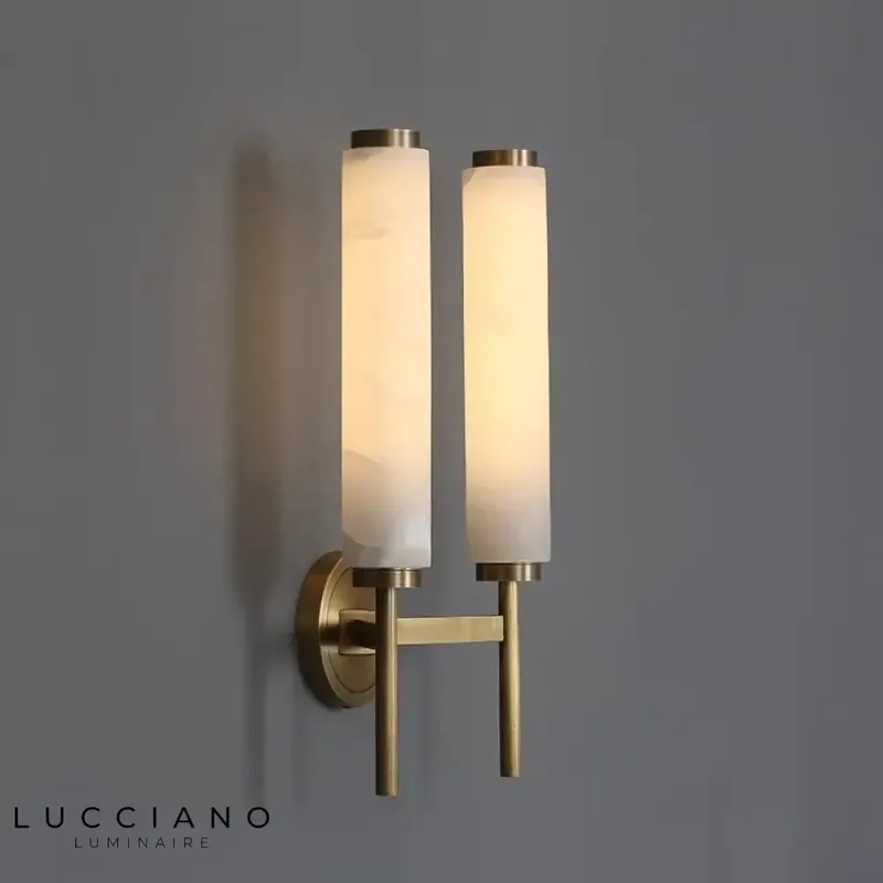 Voici le titre transformé :
Applique murale marbre cuivre élégante design