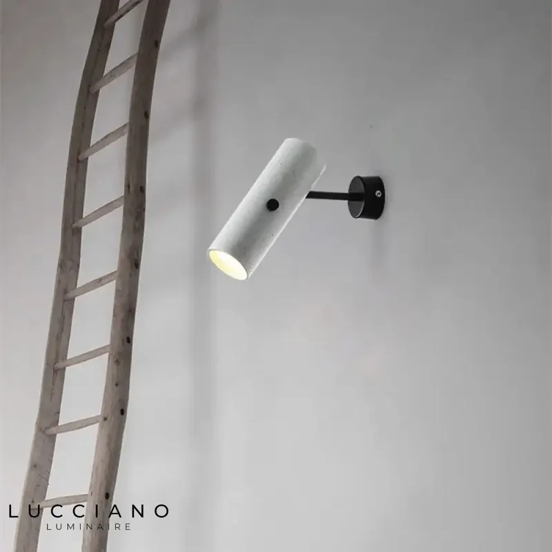 Voici le titre transformé :
Applique murale loft nordique design épuré chic