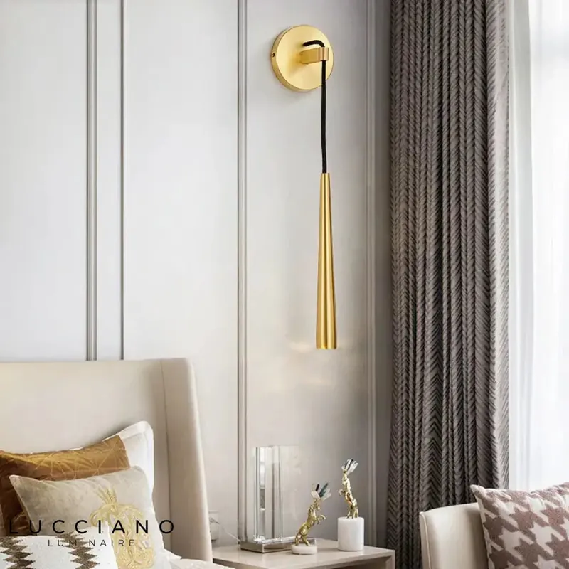 Applique murale LED cuivre design scandinave élégante