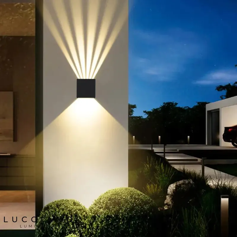 Applique murale extérieure design lumineux moderne