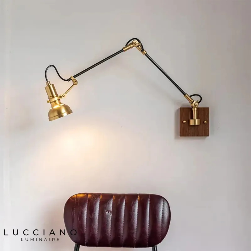 Voici la transformation du titre :
Applique murale nordique design cuivre oscillant élégant