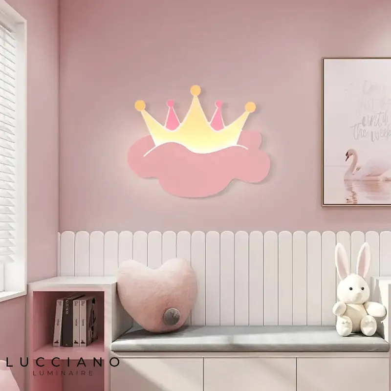 Applique murale couronne lumineuse design rose enfantine
