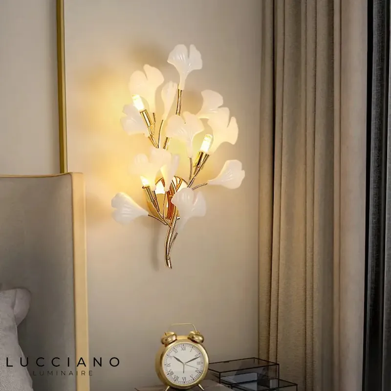 Applique murale dorée led élégante romantique florale