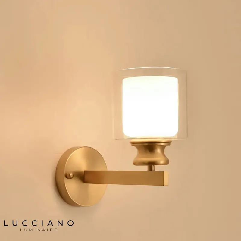 Applique murale dorée minimaliste design LED élégant métallique