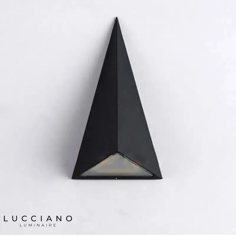 Applique murale LED design noire robustes et polyvalentes