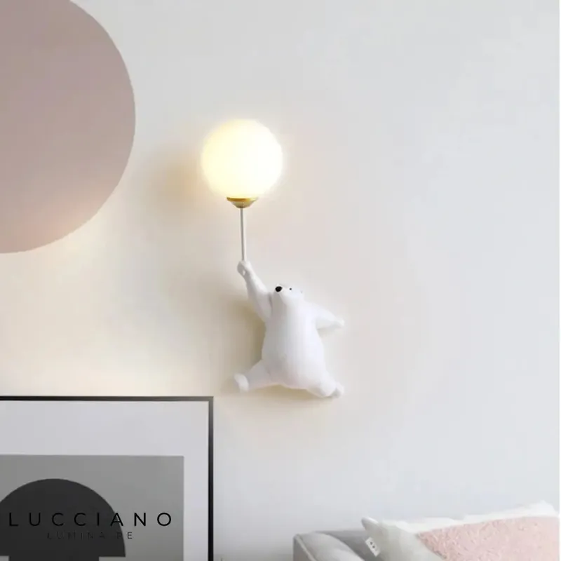 Voici ma proposition :
Applique murale LED ours ludique et design