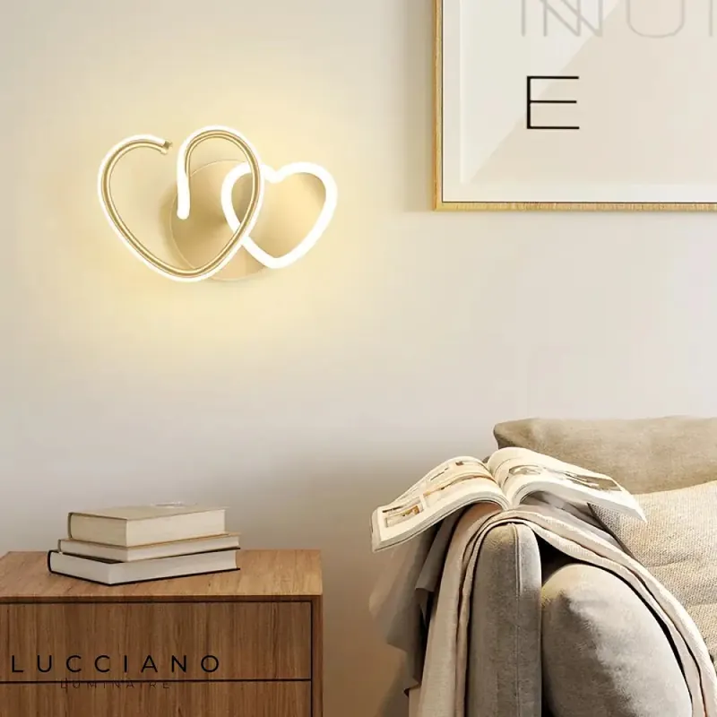 Applique murale LED élégante et design.