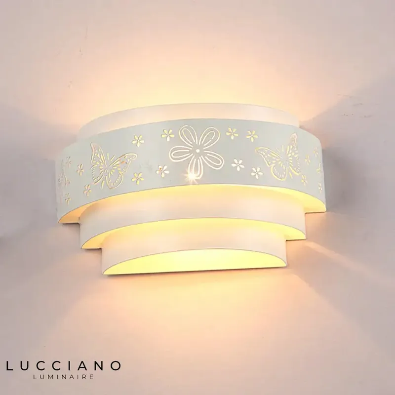 Applique murale moderne élégante luminaire artistique