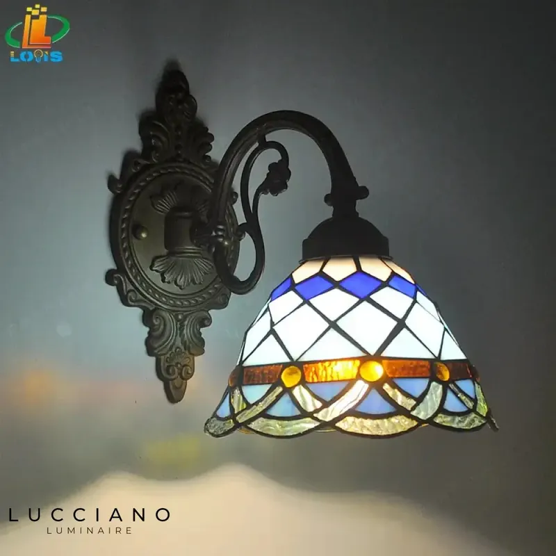 Applique murale led design lumineux méditerranéen.