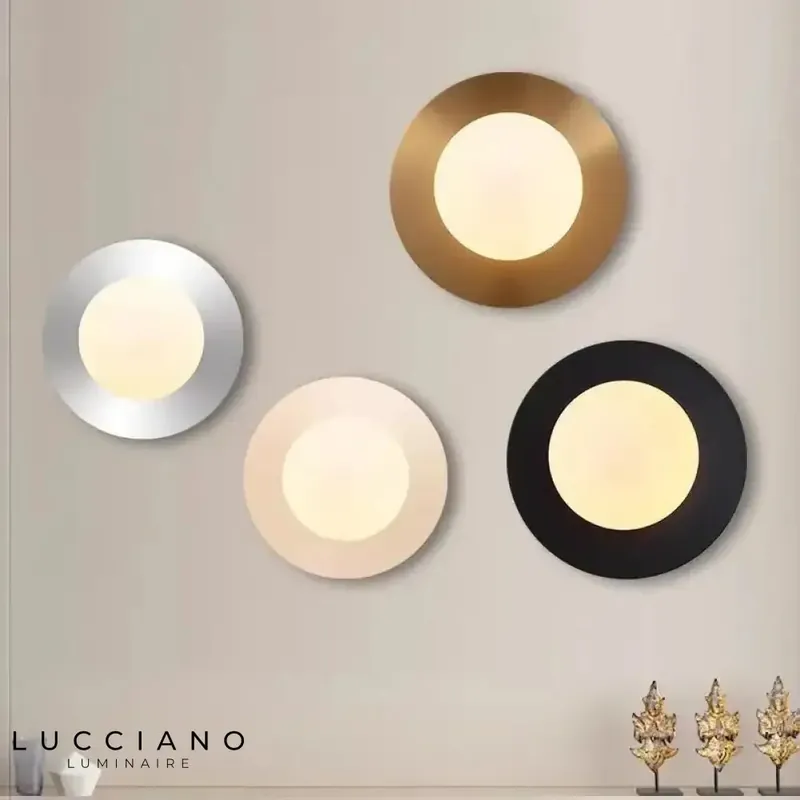 Applique murale ronde scandinave lumineuse design.