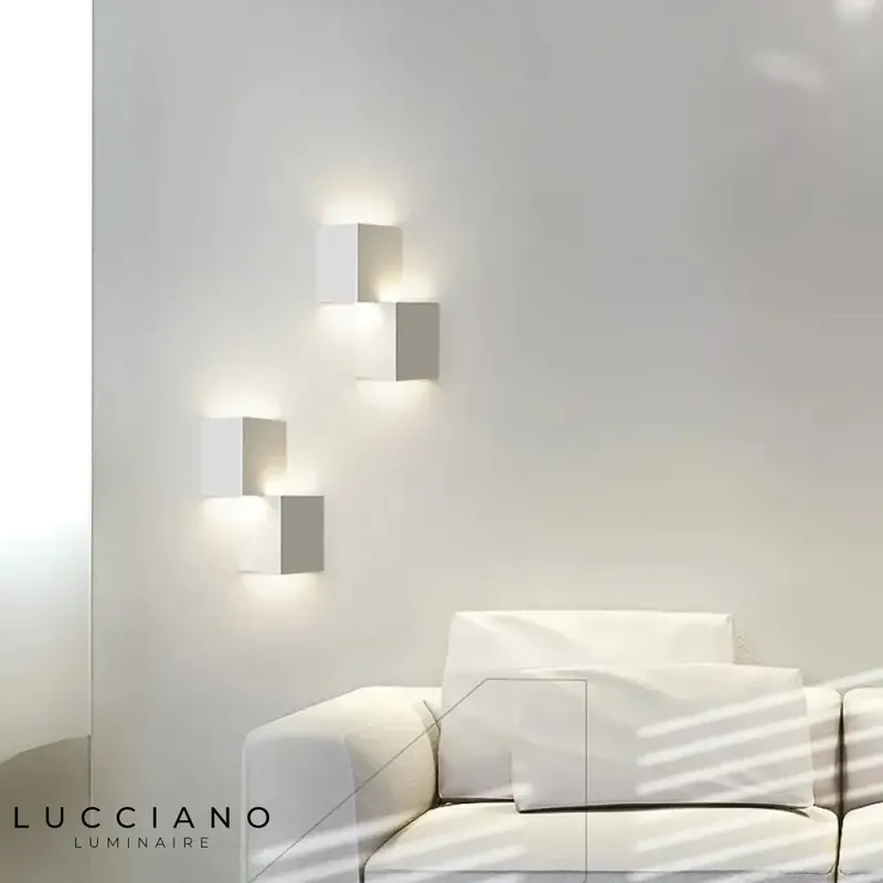 applique murale LED élégante et épurée