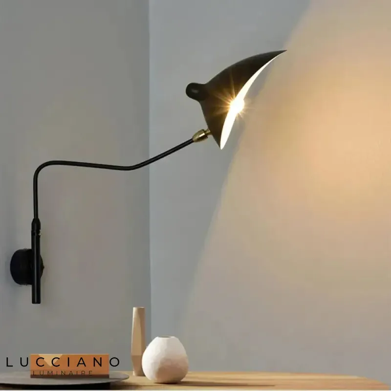 Voici la transformation du titre :
Applique murale design élégante lumière ambiante contemporaine