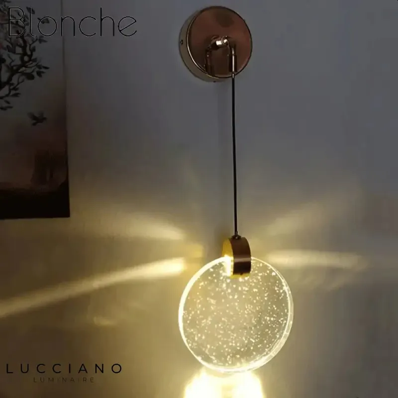applique murale moderne lumière élégante cristaux.