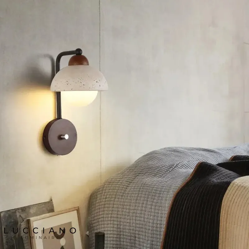 Applique murale pierre naturelle, sophistication lumineuse.