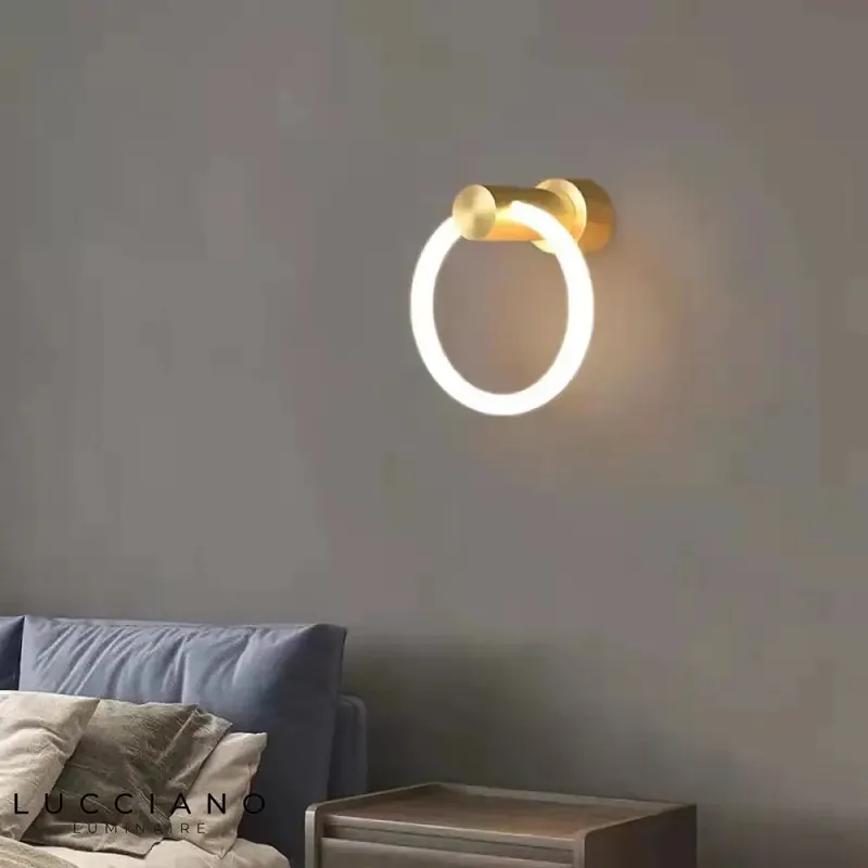 Voici le titre transformé :
Applique murale led moderne design élégant