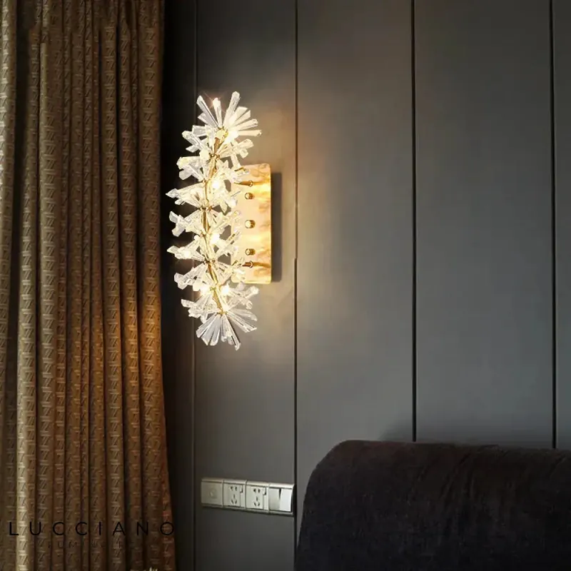 Applique murale LED cristalline élégante design.