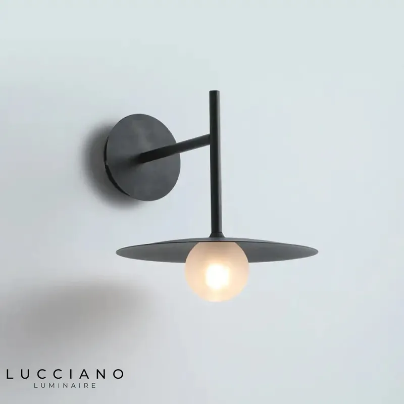 Applique murale moderne elegante luminaire spatial.